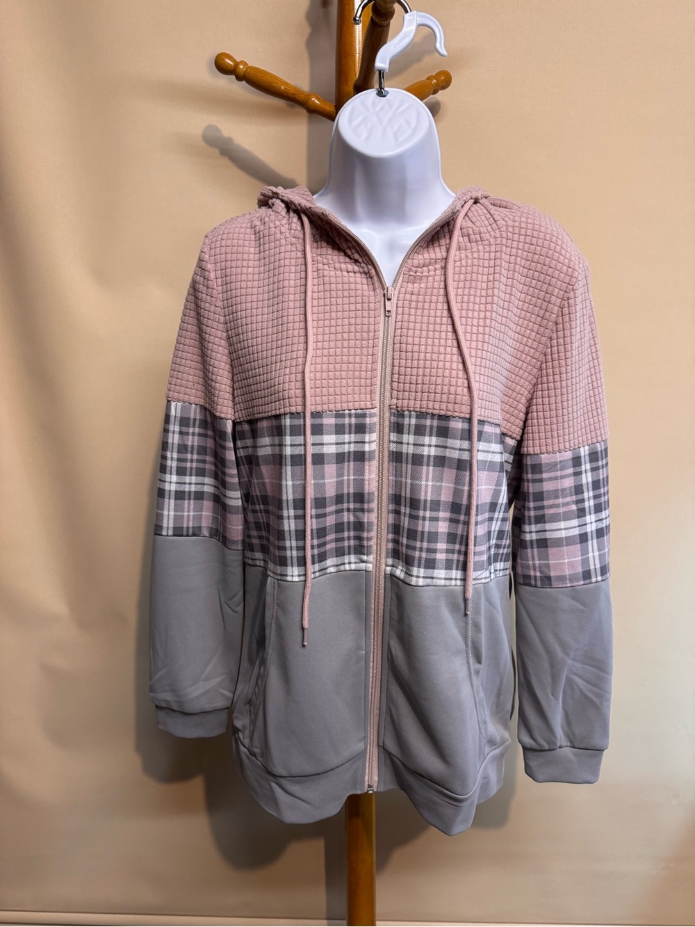 Women’s Quilted Hooded Full Zip-Up Hoodie in Pink, Gray & Plaid Size Small